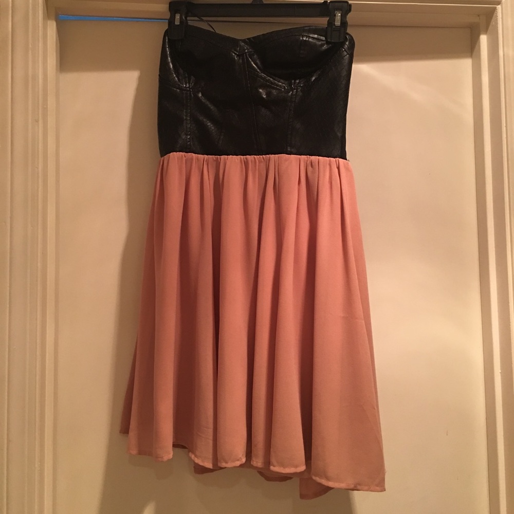 Strapless dress